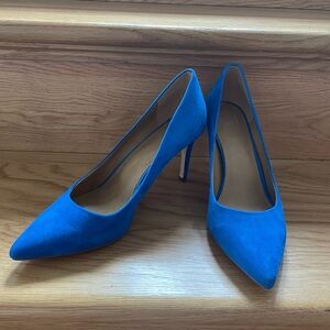 14th and Union Blue Suede Heels